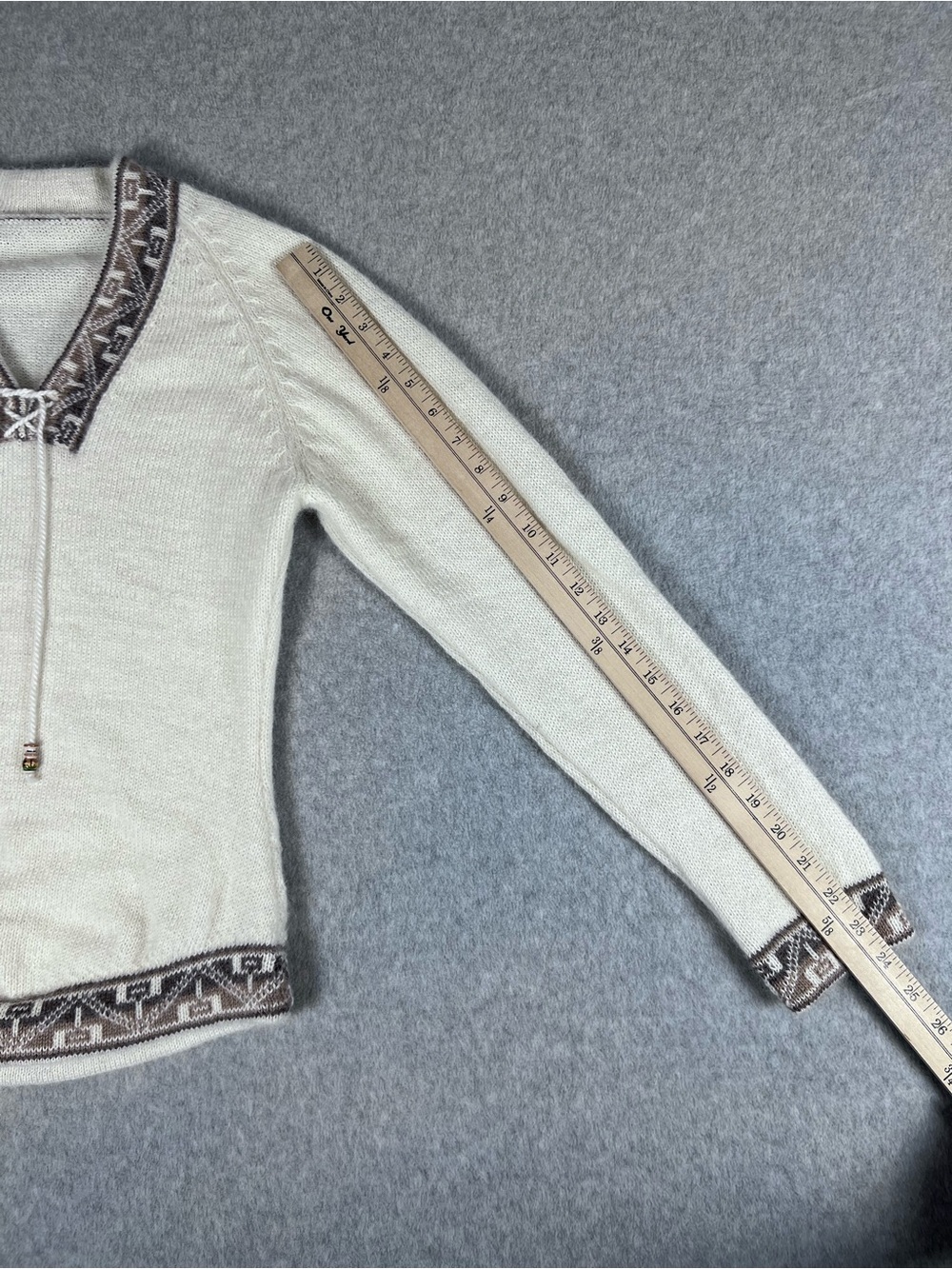 Peruvian Alpaca Knit Sweater Women's Ivory Cream with Geometric Patterned Trim - Picture 11 of 14